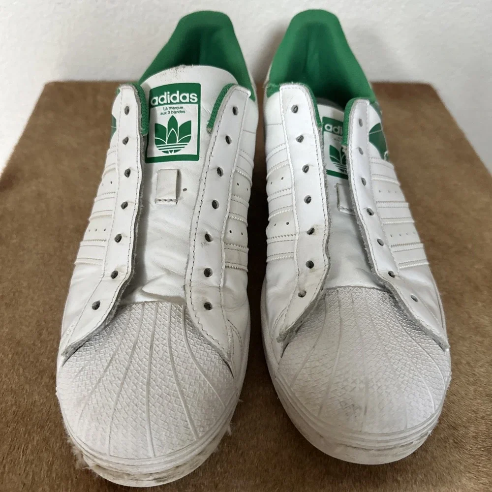 [FY2827] Mens Adidas Superstar.‎ Size 10.5